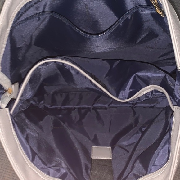 Kenneth Cole handbag - Picture 2 of 2